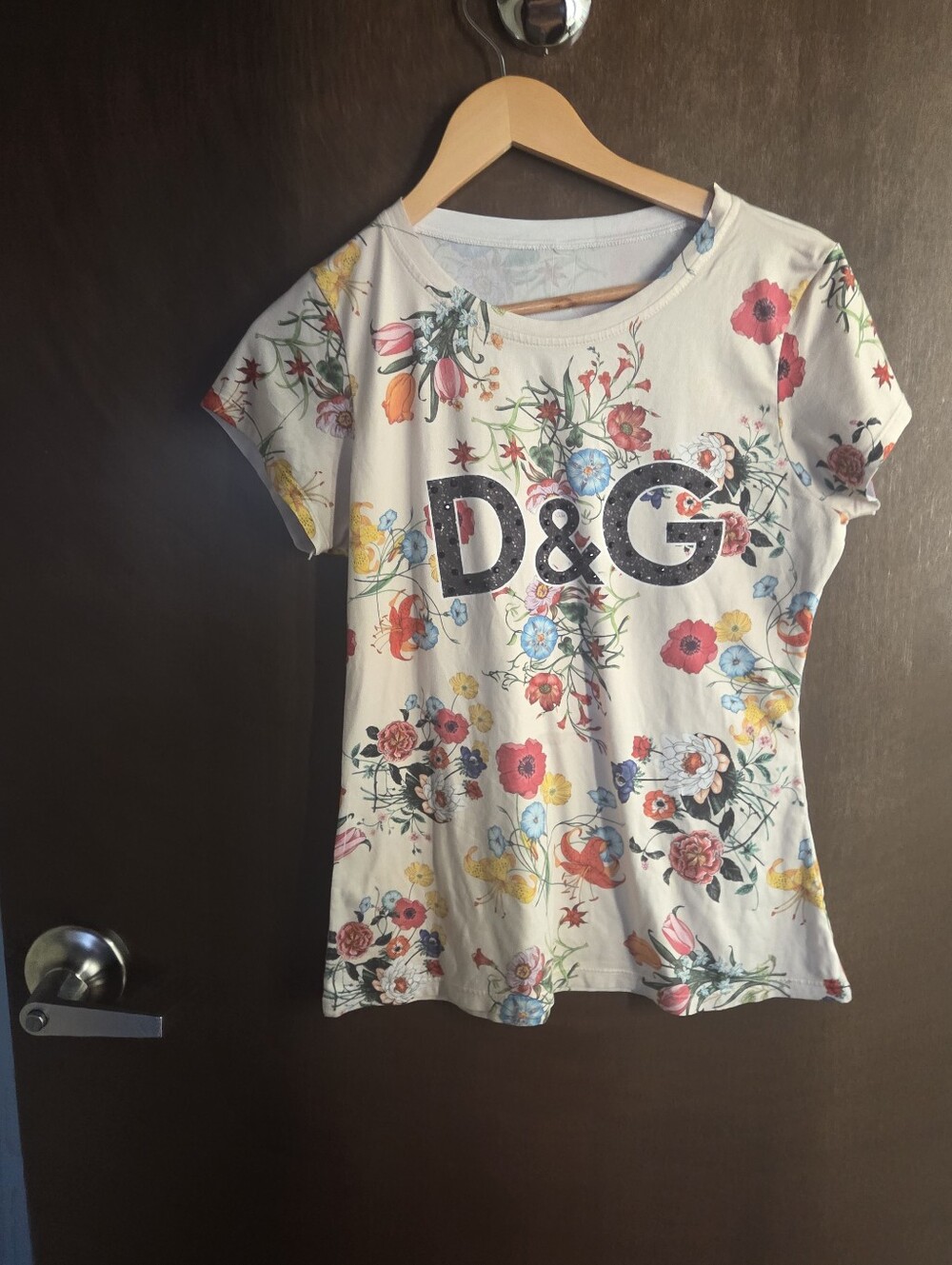 D&G Girls' Floral Logo Tee in Cream S Womens Or Kids